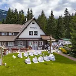 Martin & Kristyna Hotel 3*