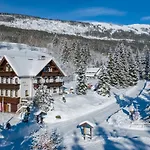 Martin & Kristyna 酒店 Špindlerŭv Mlýn