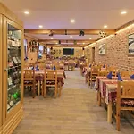 Martin & Kristyna Hotel Špindlerŭv Mlýn