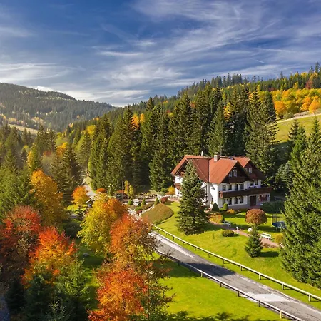 Martin & Kristyna 3* Spindleruv Mlyn