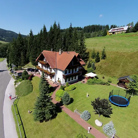 Martin & Kristyna Hotel 3*