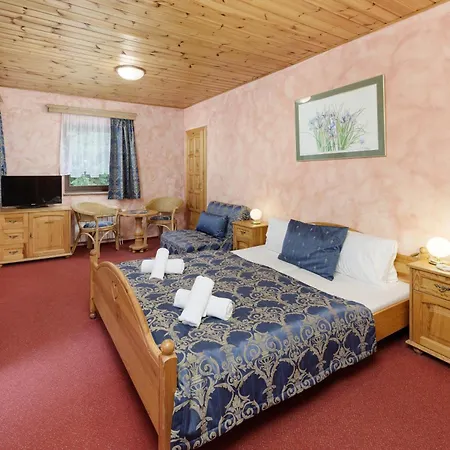 Hotel Martin & Kristyna 3*