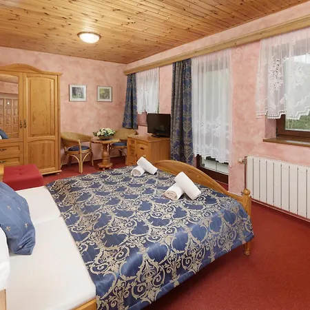 Martin & Kristyna Hotel Spindleruv Mlyn