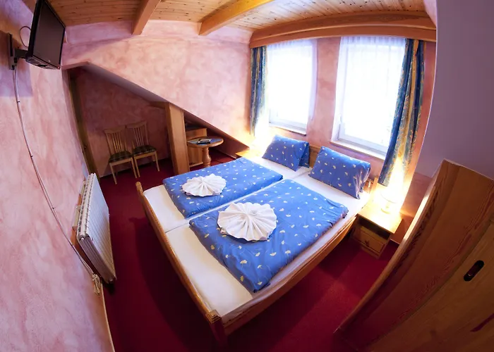 Martin & Kristyna 3* Spindleruv Mlyn