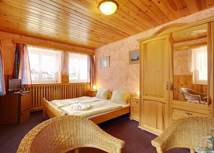 Martin & Kristyna Hotel 3*