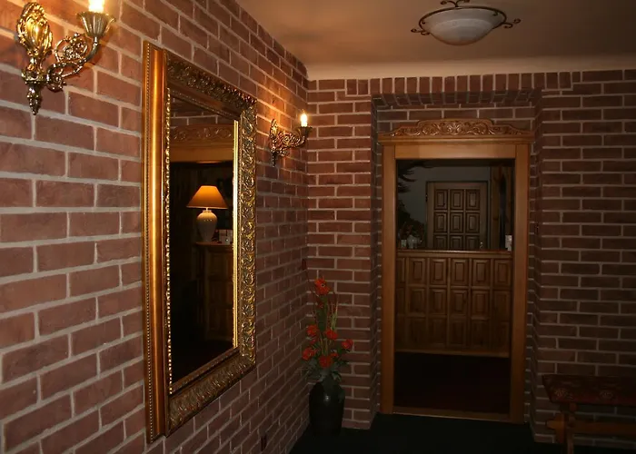 Martin & Kristyna Hotel
